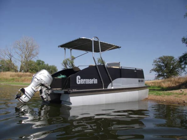 Bootsverleih Germarin Katamaran Vilm am Stand der Elbe